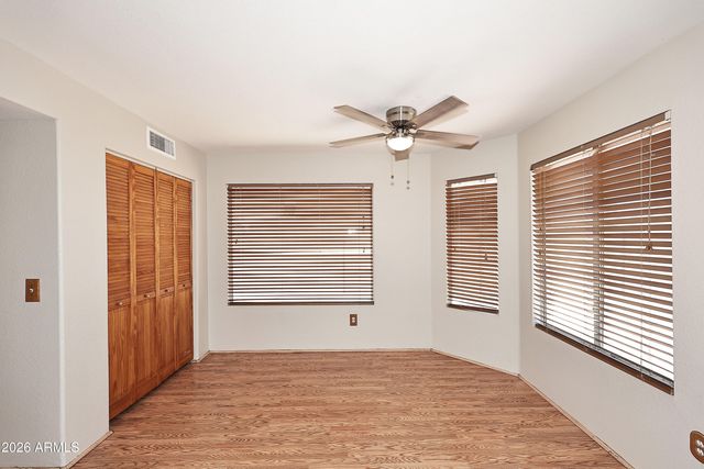 8935 W WINDSOR Avenue, Phoenix, AZ 85037