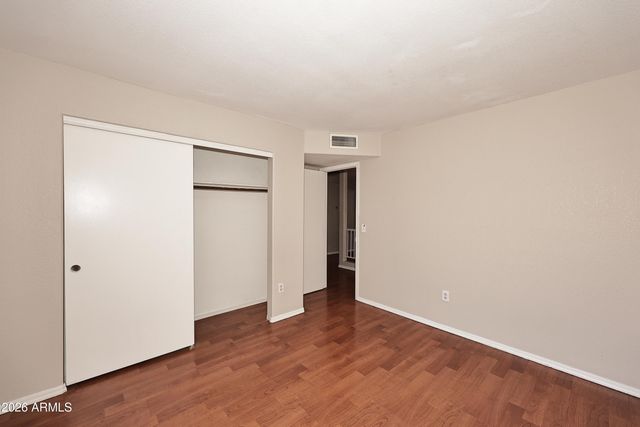 8935 W WINDSOR Avenue, Phoenix, AZ 85037