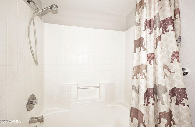 8935 W WINDSOR Avenue, Phoenix, AZ 85037