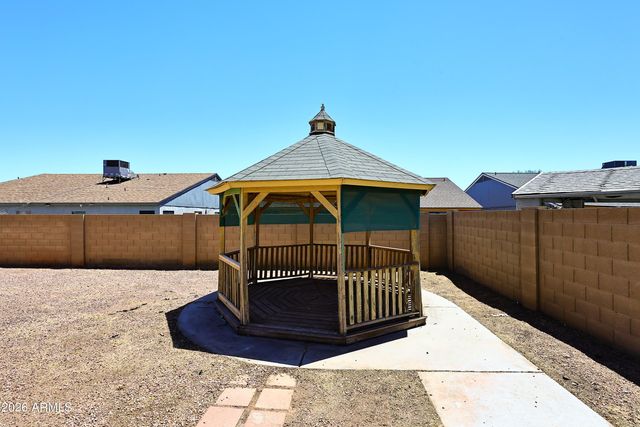 8935 W WINDSOR Avenue, Phoenix, AZ 85037