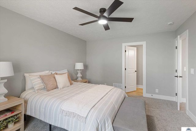 2513 N 71st Street, Omaha, NE 68104