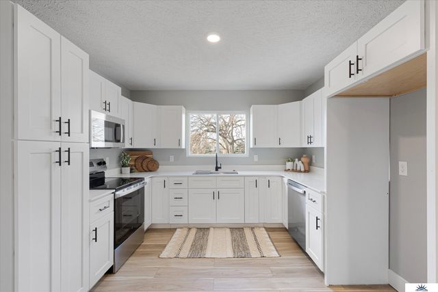 2513 N 71st Street, Omaha, NE 68104