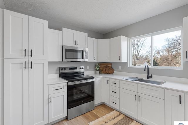 2513 N 71st Street, Omaha, NE 68104