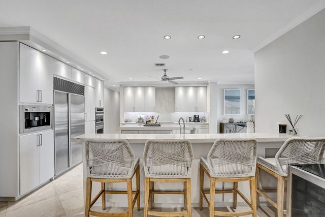 73 Nurmi Drive, Fort Lauderdale, FL 33301