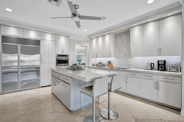 73 Nurmi Drive, Fort Lauderdale, FL 33301