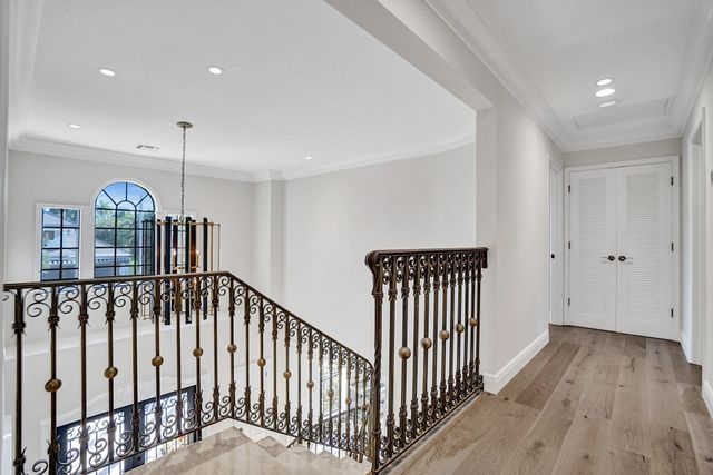 73 Nurmi Drive, Fort Lauderdale, FL 33301