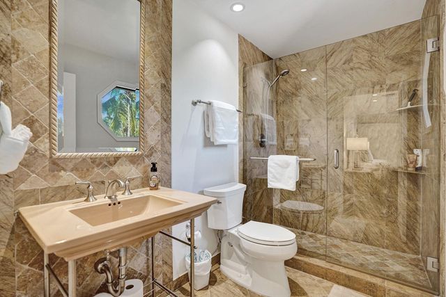 73 Nurmi Drive, Fort Lauderdale, FL 33301