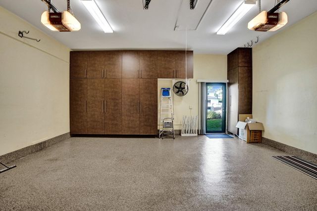 73 Nurmi Drive, Fort Lauderdale, FL 33301