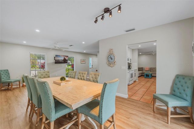 1133 MONTEZUMA DRIVE, Bradenton, FL 34209