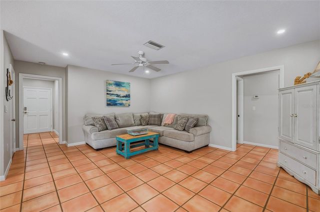 1133 MONTEZUMA DRIVE, Bradenton, FL 34209