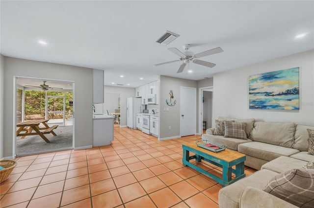 1133 MONTEZUMA DRIVE, Bradenton, FL 34209