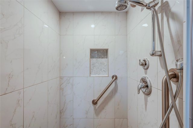 1133 MONTEZUMA DRIVE, Bradenton, FL 34209