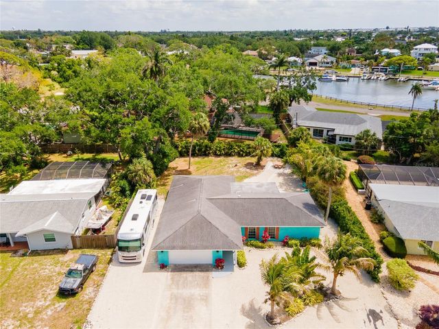 1133 MONTEZUMA DRIVE, Bradenton, FL 34209