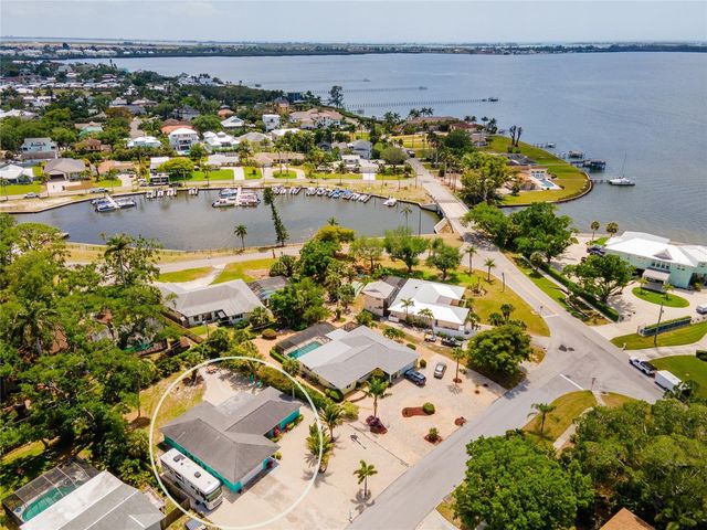 1133 MONTEZUMA DRIVE, Bradenton, FL 34209