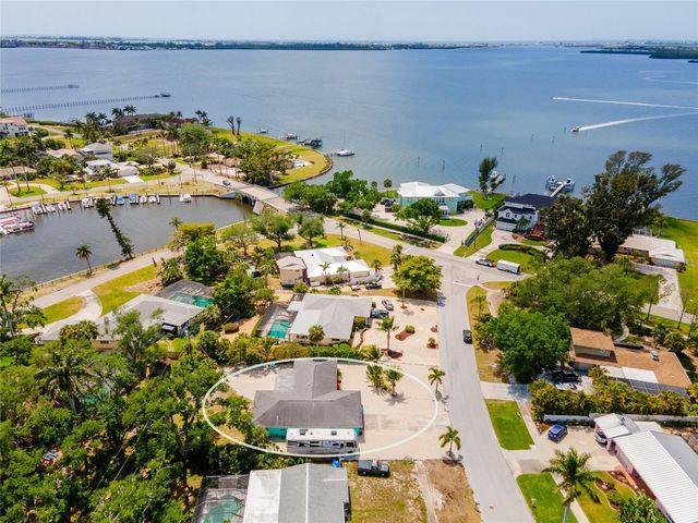 1133 MONTEZUMA DRIVE, Bradenton, FL 34209