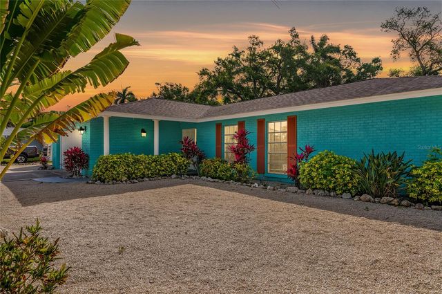 1133 MONTEZUMA DRIVE, Bradenton, FL 34209