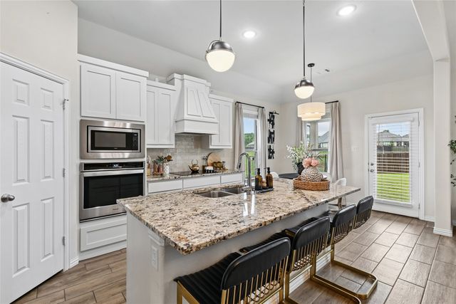 2532 Bunker Hill Drive, Burleson, TX 76028