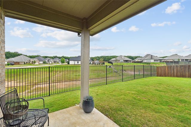 2532 Bunker Hill Drive, Burleson, TX 76028