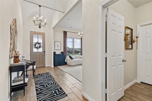 2532 Bunker Hill Drive, Burleson, TX 76028