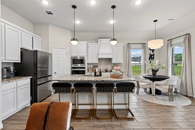 2532 Bunker Hill Drive, Burleson, TX 76028