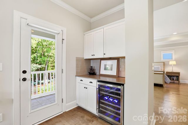 7803 Waverly Walk Avenue, Charlotte, NC 28277