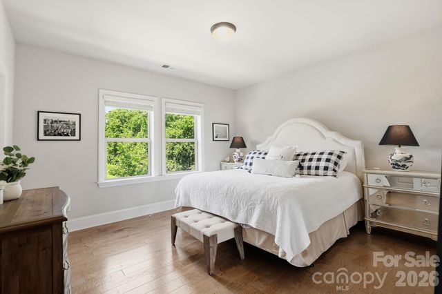 7803 Waverly Walk Avenue, Charlotte, NC 28277