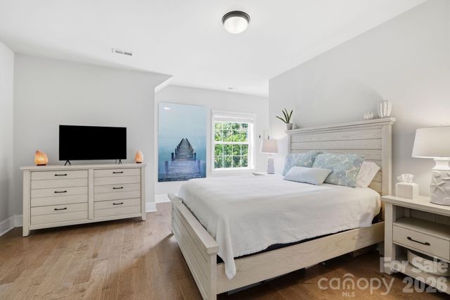 7803 Waverly Walk Avenue, Charlotte, NC 28277