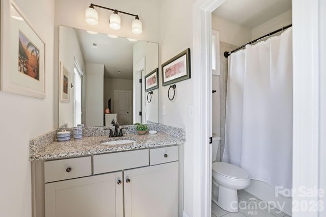 7803 Waverly Walk Avenue, Charlotte, NC 28277