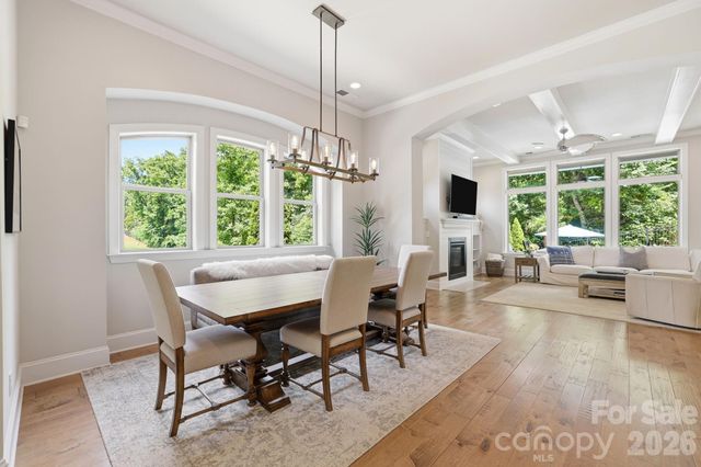 7803 Waverly Walk Avenue, Charlotte, NC 28277