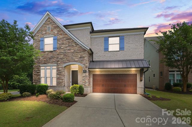 7803 Waverly Walk Avenue, Charlotte, NC 28277