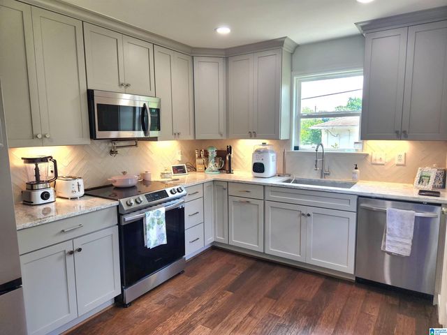 466 12TH STREET SW, Alabaster, AL 35007