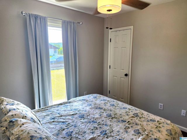 466 12TH STREET SW, Alabaster, AL 35007