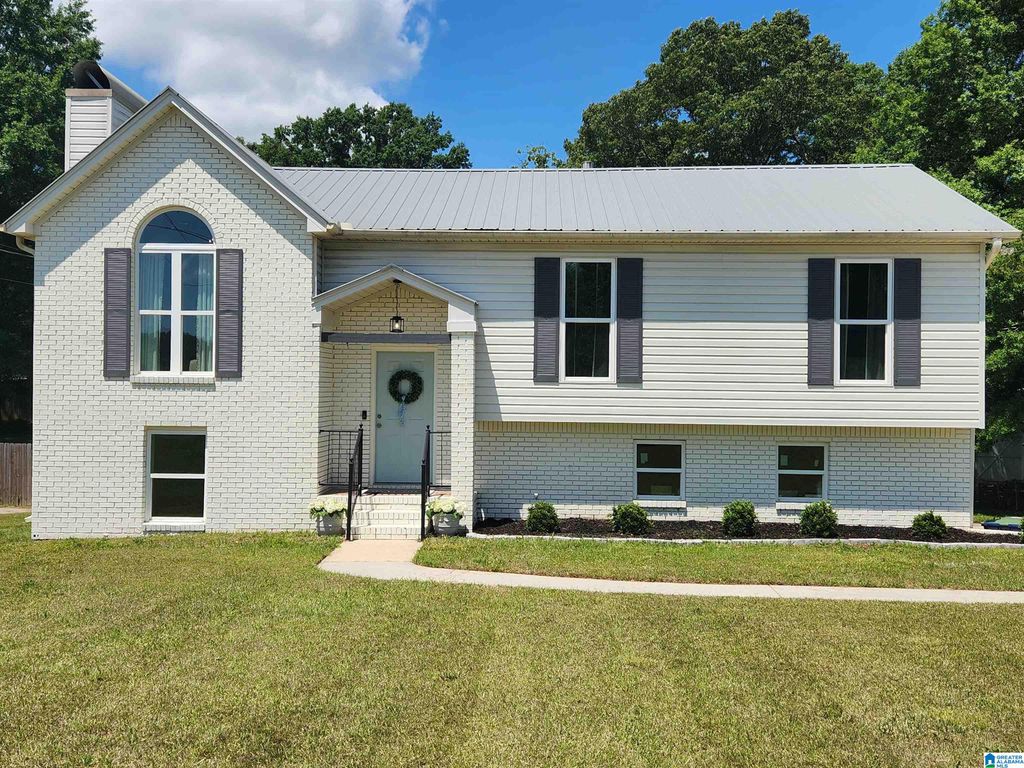 466 12TH STREET SW, Alabaster, AL 35007