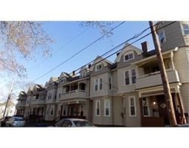 1-23 Eastern Ave, Northampton, MA 01060