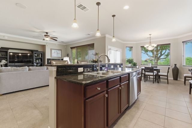 9009 Perimeter Street, Denton, TX 76207