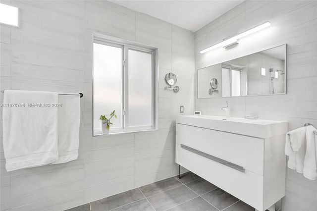 55 NW 92nd St, Miami Shores, FL 33150