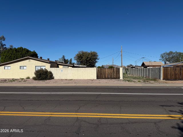 1589 S DELAWARE Drive, Apache Junction, AZ 85120