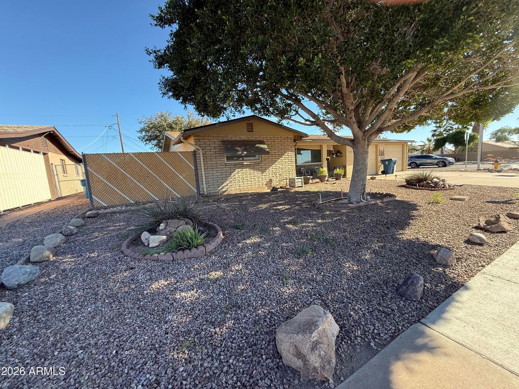 1589 S DELAWARE Drive, Apache Junction, AZ 85120