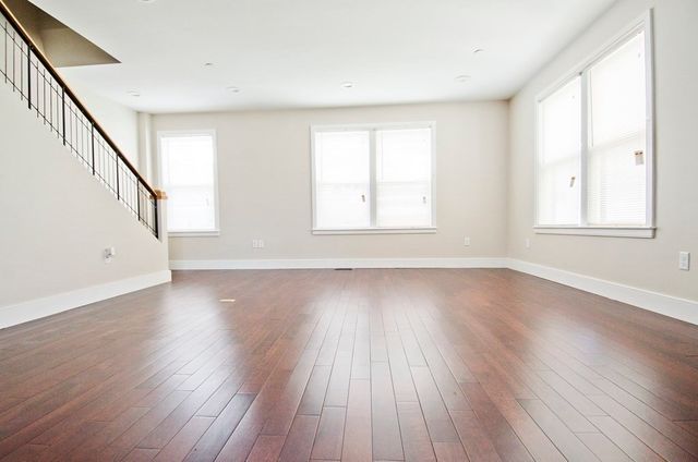 48 Saint Margaret St 48, Boston, MA 02125