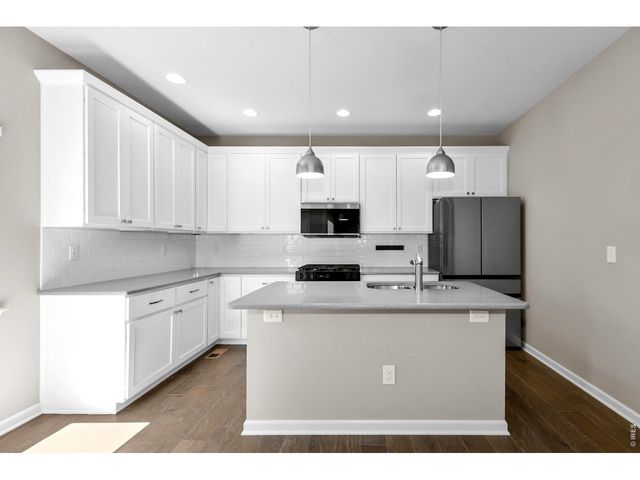 541 Newton Dr, Loveland, CO 80537