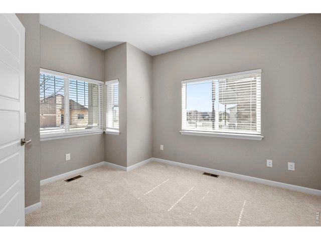 541 Newton Dr, Loveland, CO 80537