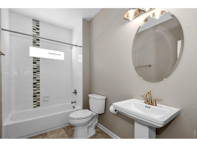 541 Newton Dr, Loveland, CO 80537