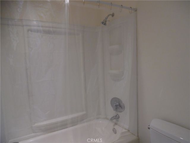 23515 Lyons, Valencia, CA 91355
