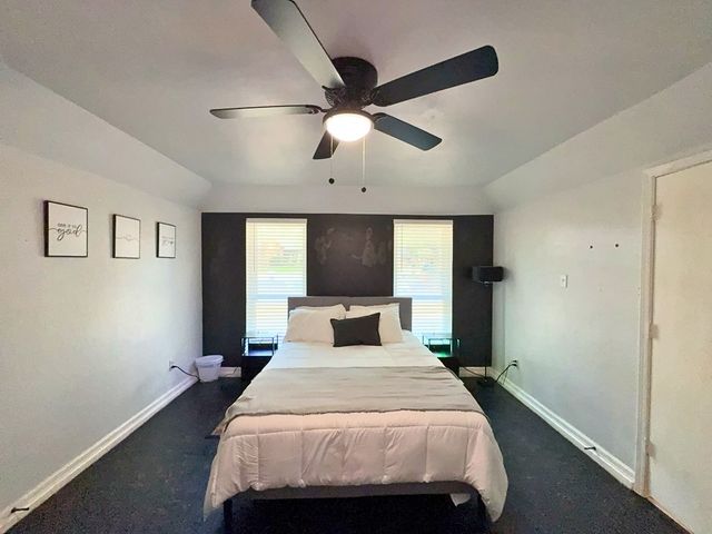 1900 Mill Run Drive, Arlington, TX 76006