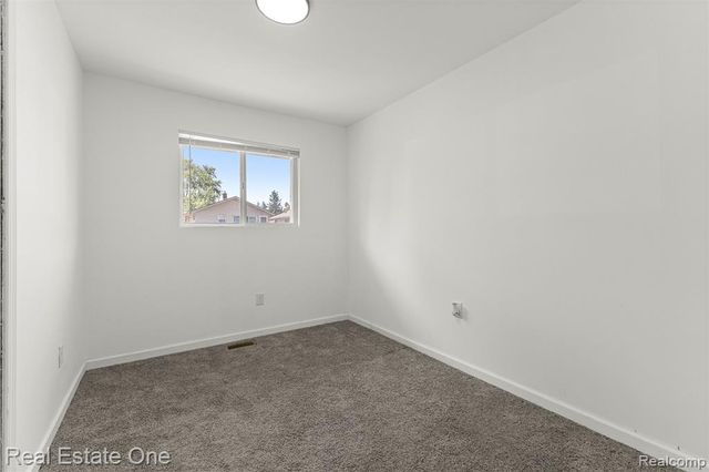 29522 Grandview Street, Inkster, MI 48141