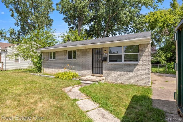 29522 Grandview Street, Inkster, MI 48141