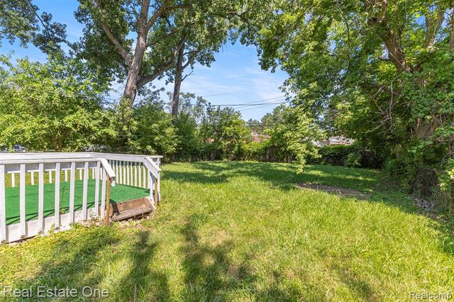 29522 Grandview Street, Inkster, MI 48141