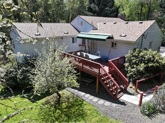 9310 Sw 18TH Pl, Portland, OR 97219