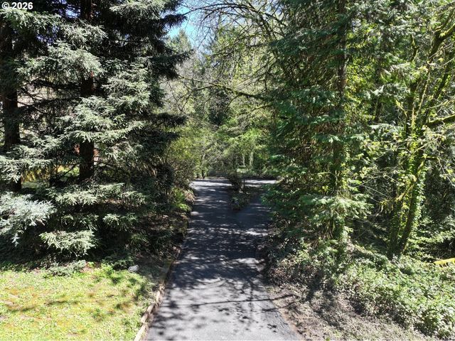 9310 Sw 18TH Pl, Portland, OR 97219