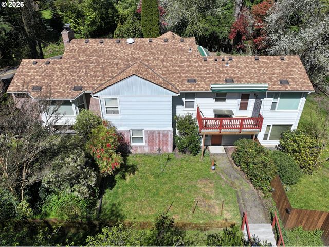 9310 Sw 18TH Pl, Portland, OR 97219